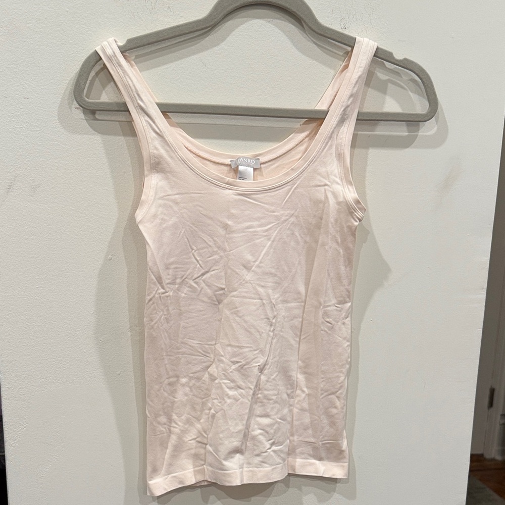 Hanro Women's petal pink round neck Touch Feeling Tank Top medium